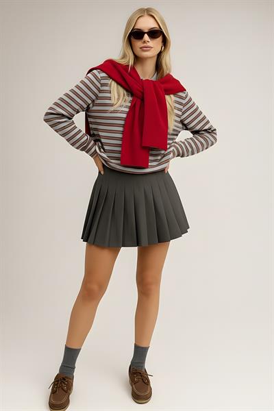 Kare Parçalı Atkı Kırmızı