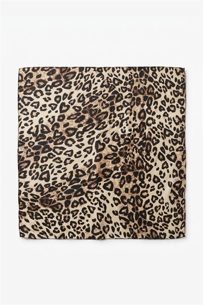 Leopar Desenli Kadın Bandana Fular 50x50cm