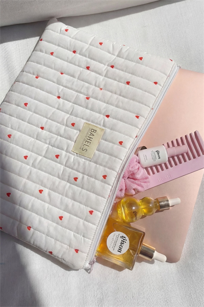 Mini Kalp  XL Macbook ve Tablet Uyumlu Portföy Çanta