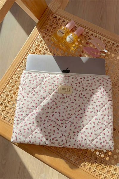 Pembe Çıtır Çiçek XL Macbook ve Tablet Uyumlu Portföy Çanta