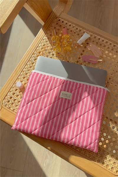 Pembe Çizgili XL Macbook ve Tablet Uyumlu Portföy Çanta