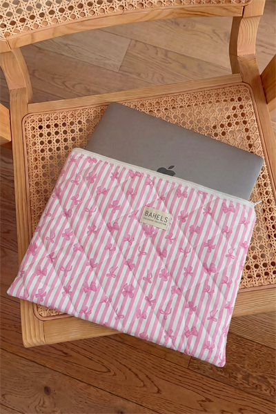Pembe Fiyonk Çizgili XL Macbook ve Tablet Uyumlu Portföy Çanta