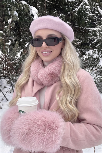 Pembe Fransız Ressam Keçe Bere