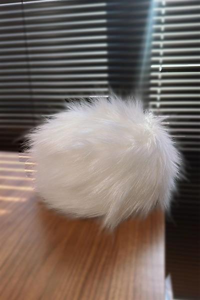 Trend Beyaz Peluş Kürk Kalpak Şapka