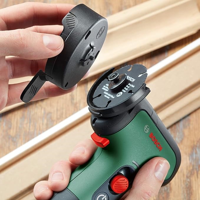 OUTLET Bosch Akülü EasyCut & Grind Kompakt Kesme ve Taşlama Makinesi (2.0 Ah Akü, 7.2 Volt, Karton Kutuda)