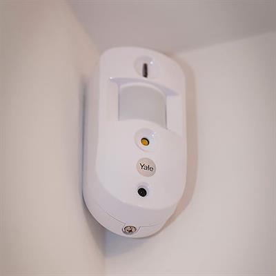 OUTLET Yale 60-A300-00PC-SR-5011 Smart Home - PIR Görüntü Kamerası