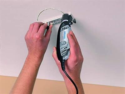 OUTLET Dremel 678 Şerit Ve Dairesel Kesici, Alçıpan, Ahşap Ve Laminatta Düz Kesimler ve 2-30 Cm Çaplı Delikler İçin