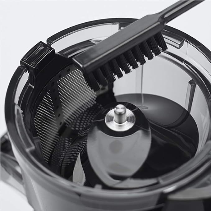 Meyve Narenciye SıkacaklarıOUTLET Russell Hobbs 25170-56 Yavaş Meyve Sıkacağı, 3 Süzgeç Ek Parçası (İnce, Kaba ve Dondurulmuş Meyveler), Siyah