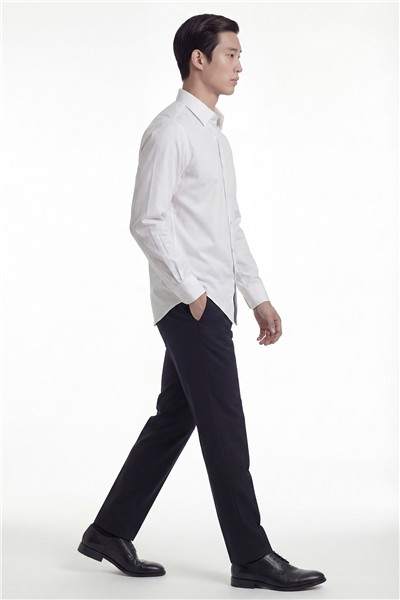 Giotelli Erkek Beyaz Dar Kesim Slim Fit %100 Pamuk Klasik Yaka Gömlek