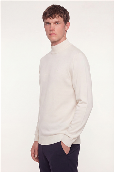 Giotelli Erkek Ekru Normal Kesim Regular Fit Yünlü Dokuma Yarım Balıkçı Yaka Triko Kazak