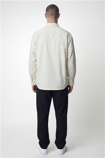 Giotelli Erkek Ekru Normal Kesim Regular Fit Dokuma Uzun Kollu Gömlek Yaka Çıtçıt Düğme Gömlek