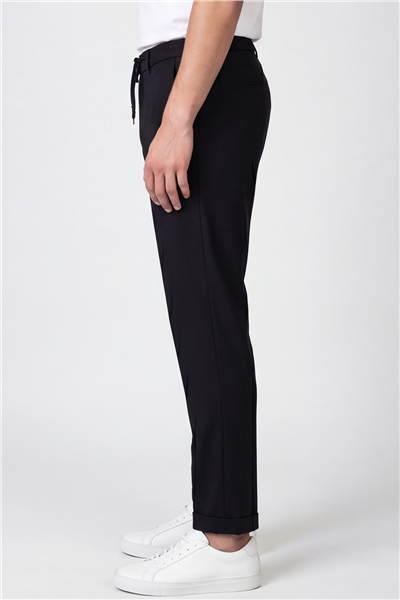 Giotelli Erkek Siyah Dar Kesim Slim Fit Viskon Dokuma Yan Cep Bağcıklı Bel Pantolon
