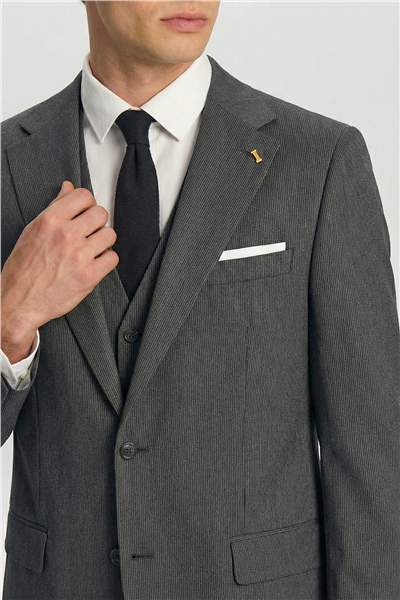 Giotelli Erkek Siyah Dar Kesim Slim Fit Viskon Çizgili Mono Yaka Çift Yırtmaçlı Tam Astarlı 6 Drop Yelekli Takım Elbise