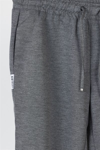 Giotelli Erkek Gri Dar Kesim Slim Fit Viskon Dokuma Yan Cep Lastikli Bel Pantolon