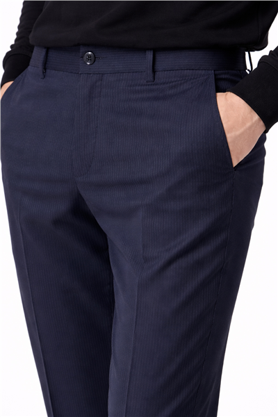 Giotelli Erkek Lacivert Dar Kesim Slim Fit Viskon Dokuma Yan Cep Normal Bel Pantolon