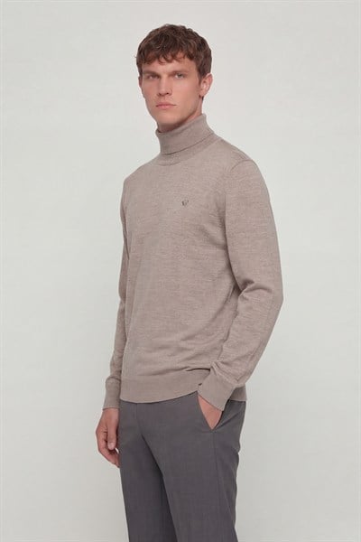 Giotelli Erkek Vizon Dar Kesim Slim Fit Yünlü Düz Balıkçı Yaka Triko Kazak