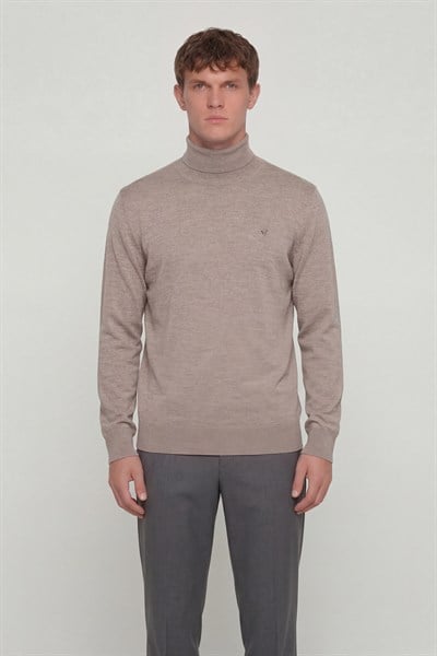 Giotelli Erkek Vizon Dar Kesim Slim Fit Yünlü Düz Balıkçı Yaka Triko Kazak