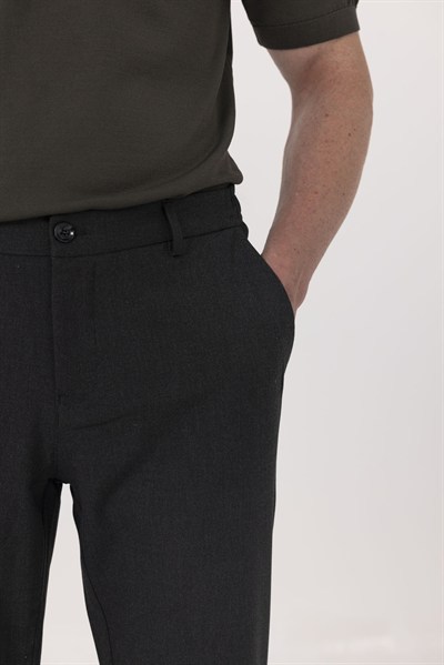 Antrasit Yanı Lastikli Köprülü Kemerli Slim Fit Jogger Pantolon