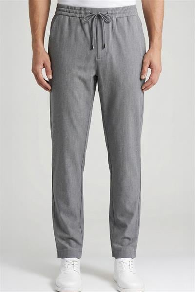 Giotelli Erkek Antrasit Dar Kesim Slim Fit Dokuma Bel Lastikli Klasik Pantolon