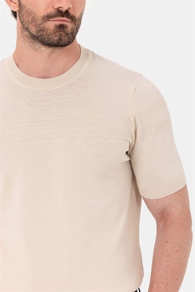 Bej Bisiklet Yaka Jakarlı Triko T-shirt