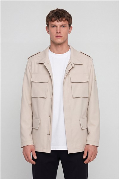 Giotelli Erkek Bej Normal Kesim Regular Fit Keten Gabardin Kapaklı Torba Cep Tam Astarlı Polo Yaka Fermuarlı Mont
