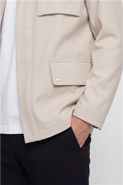 Giotelli Erkek Bej Normal Kesim Regular Fit Keten Gabardin Kapaklı Torba Cep Tam Astarlı Polo Yaka Fermuarlı Mont