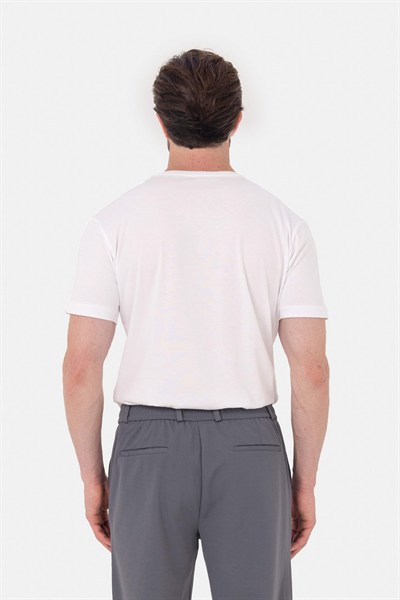 Beyaz %100 Pamuk Bisiklet Yaka Düz Renk Basic T-Shirt