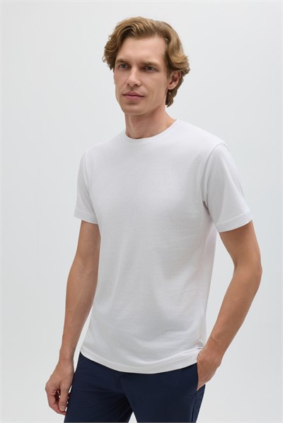 Beyaz %100 Pamuk Bisiklet Yaka Düz Renk Basic T-Shirt