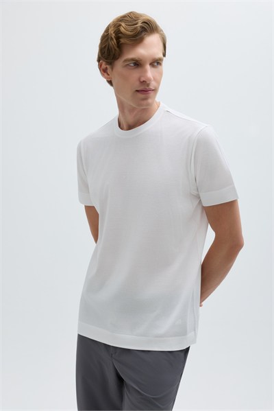 Beyaz %100 Pamuk Regular Fit Dokuma Bisiklet Yaka Basic T-Shirt