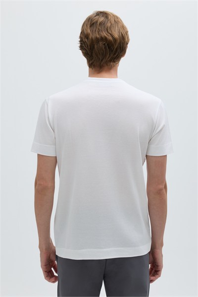 Beyaz %100 Pamuk Regular Fit Dokuma Bisiklet Yaka Basic T-Shirt