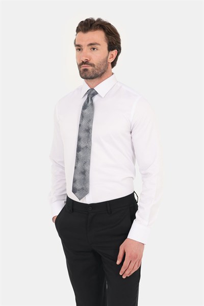 Beyaz Pamuklu Uzun Kollu Regular Fit Klasik Yaka Gömlek