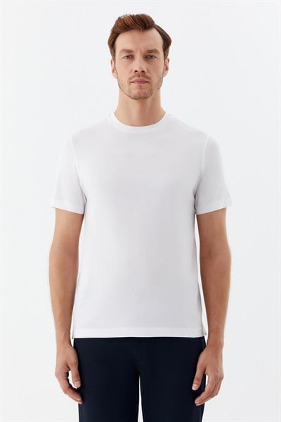Beyaz %100 Pamuk Regular Fit Bisiklet Yaka Basic T-shirt