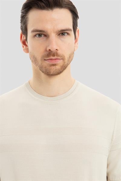 Bej Slim Fit Triko Bisiklet Yaka Jakarlı Tişört