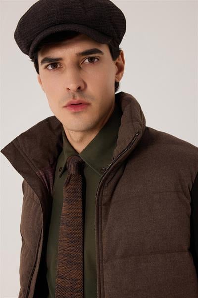 Gri Regular Fit Dik Yaka Yün Karışımlı Triko Mont