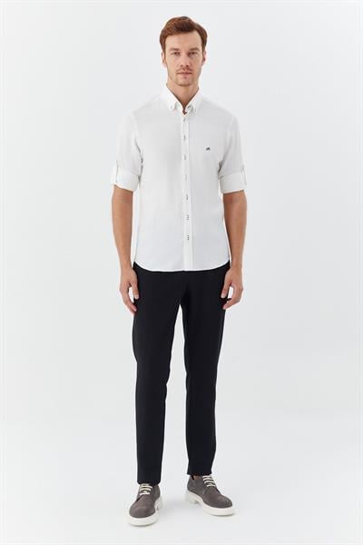 Erkek Beyaz Düğmeli Yaka Gömlek – Uzun Kollu