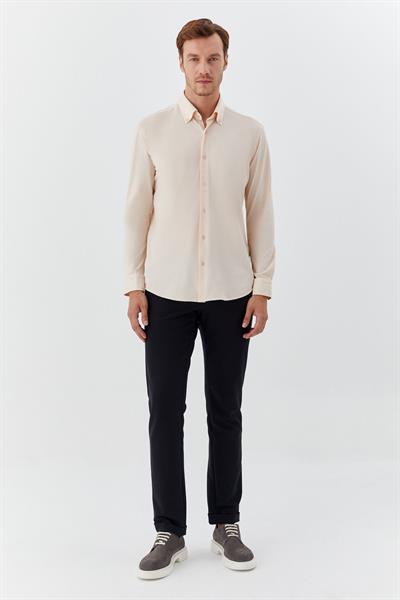 Erkek Krem Slim Fit Düğmeli Yaka Uzun Kollu Gömlek