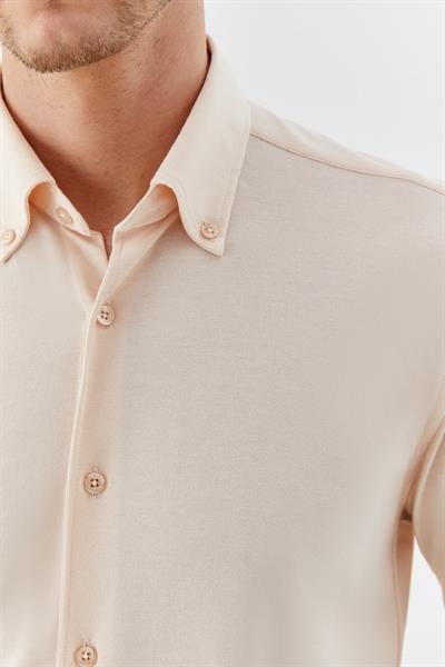 Erkek Krem Slim Fit Düğmeli Yaka Uzun Kollu Gömlek