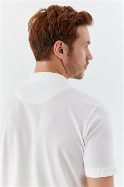 Ekru %100 Pamuk Patlı Polo Yaka  Regular Fit T-Shirt 