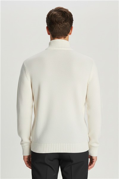 Ekru Regular Fit Yünlü Desenli Fermuarlı Yarım Balıkçı Yaka Triko Kazak