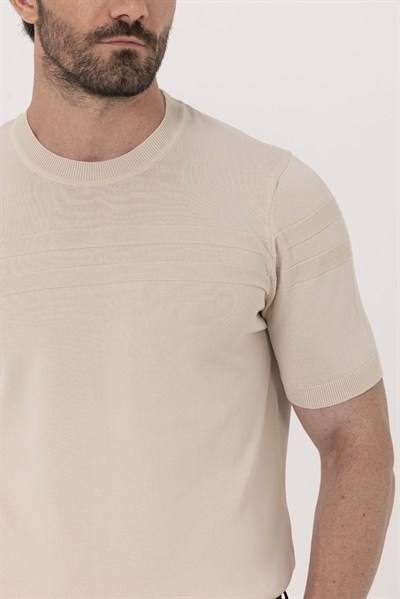 Bej Bisiklet Yaka Jakarlı Triko T-shirt