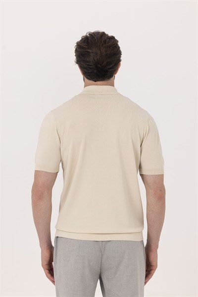 Bej Regular Fit Göğüs Nakış Detaylı Polo Yaka Triko T-shirt