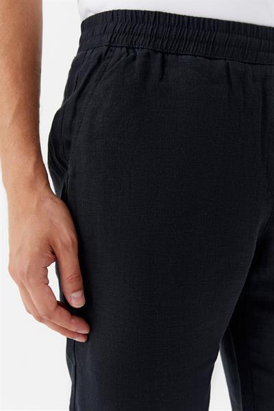 Erkek Siyah Normal Kesim Regular Fit %100 Keten Lastikli Bel Bermuda Şort