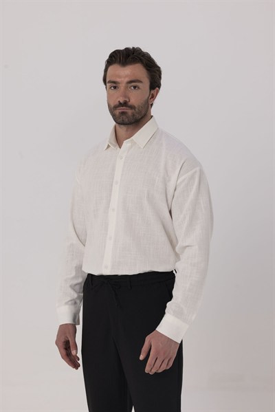 Beyaz Regular Fit Keten Görünümlü %100 Pamuk Gömlek