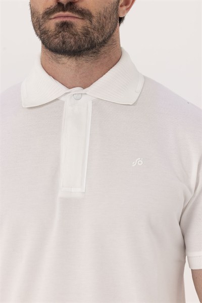 Ekru %100 Pamuk Gizli Fermuarlı Polo Yaka T-shirt 