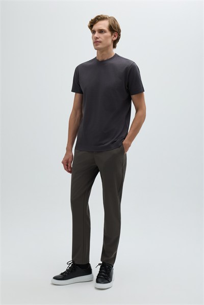 Erkek Füme Normal Kesim Regular Fit %100 Pamuk Dokuma Bisiklet Yaka Basic T-Shirt