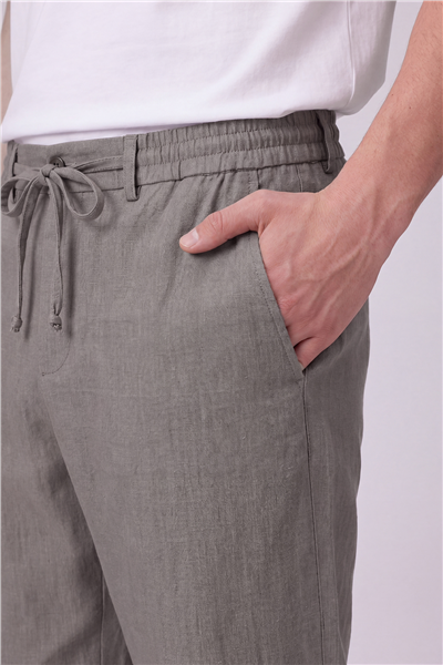 Erkek Haki Normal Kesim Regular Fit Viskon Bel Lastikli Düz Paça Pantolon