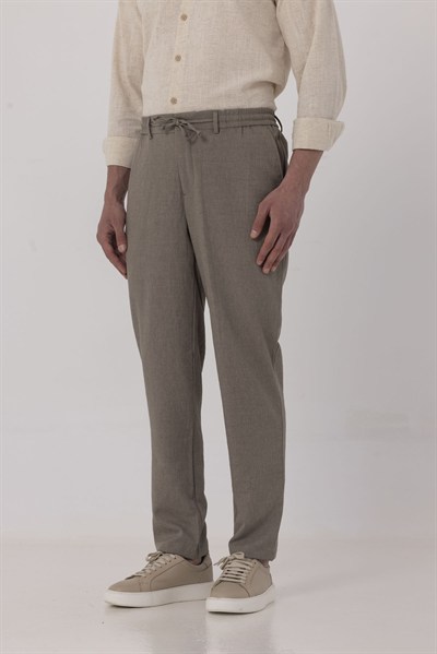 Kahverengi Dokulu Arka Lastikli Köprü Kemerli Bağcıklı Slim Fit Jogger Pantolon