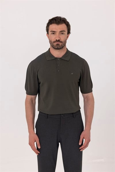 Koyu Yeşil Regular Fit Göğüs Nakış Detaylı Polo Yaka Triko T-shirt