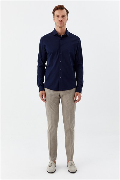 Erkek Lacivert Dar Kesim Slim Fit %100 Pamuk Düz Dokuma Klasik Yaka Gömlek