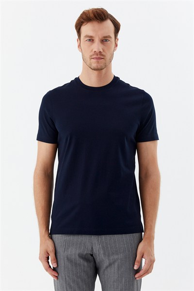 Erkek Lacivert Dar Kesim Slim Fit %100 Pamuk Bisiklet Yaka Tişört